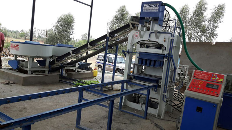 Manufacturer of Fully Automatic Fly Ash Bricks Machine in Morbi Gujarat India